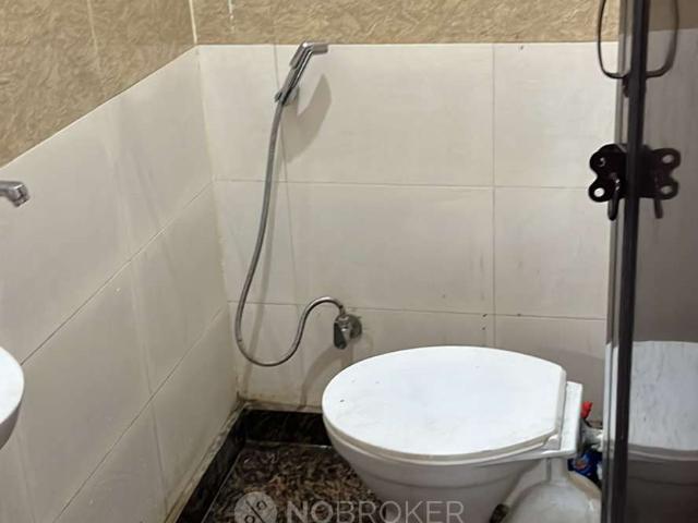 Property for rent in North West Delhi, Deri