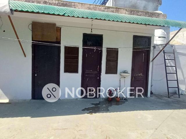 Property for rent in West Delhi, Deri