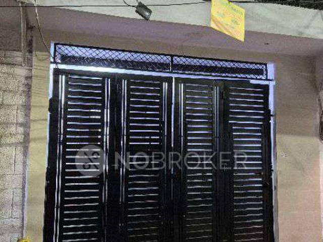 Property for rent in East Delhi, Deri