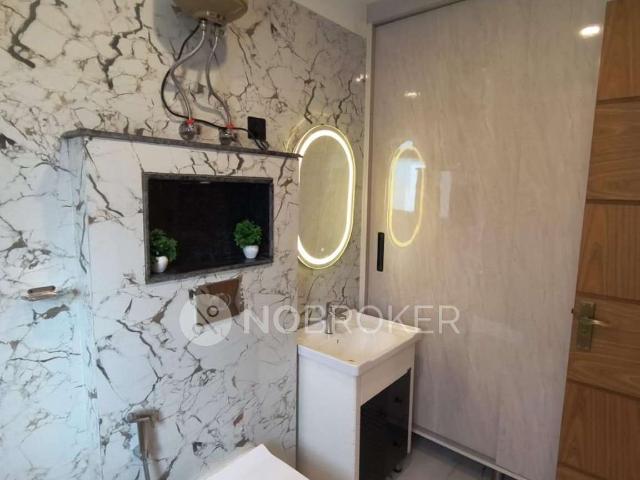 Property for rent in Deri