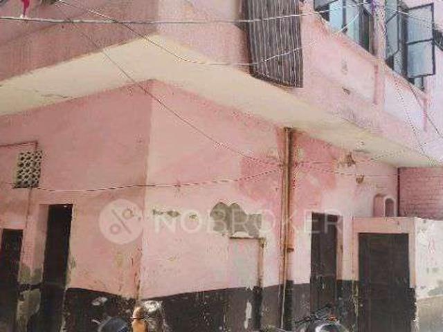 House for sale in North West Delhi, Deri
