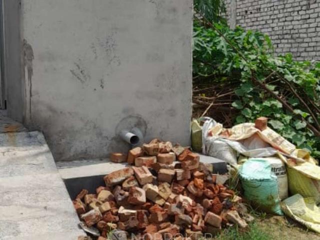 House for sale in Hariana