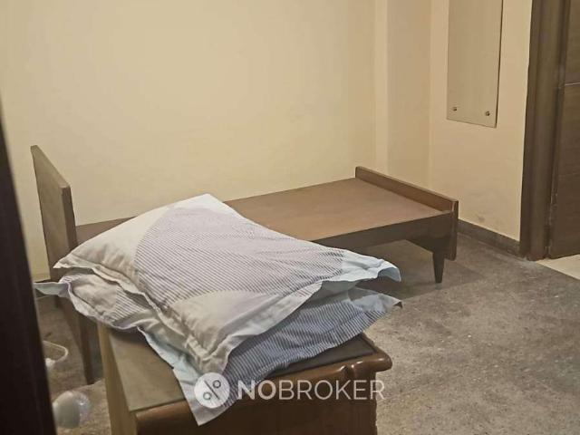 House for sale in Deri