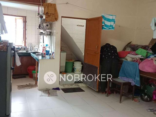 House for sale in Central Delhi, Deri