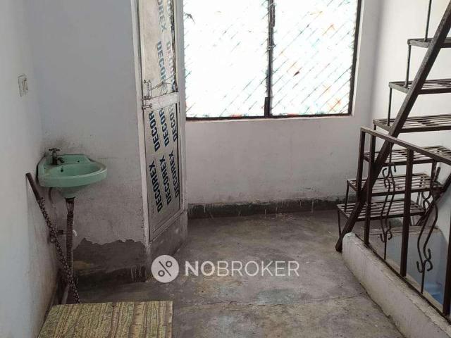 House for sale in Deri