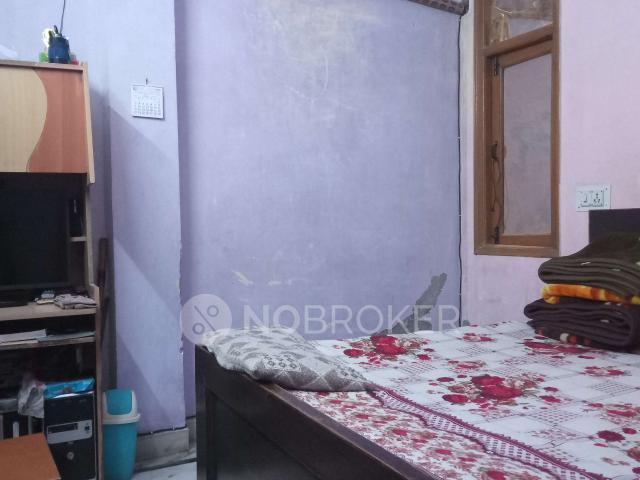 House for sale in West Delhi, Deri