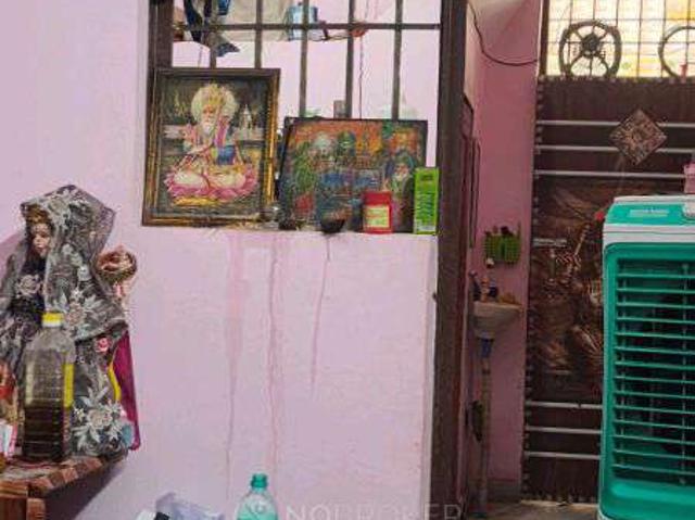 House for sale in East Delhi, Deri