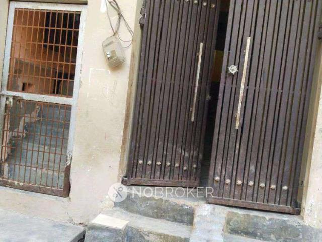 House for sale in South West Delhi, Deri