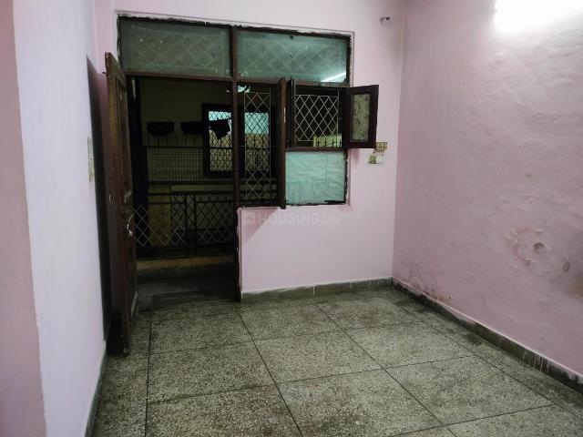 Flat for rent in South Delhi, Deri