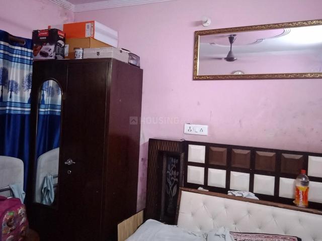 Flat for sale in West Delhi, Deri