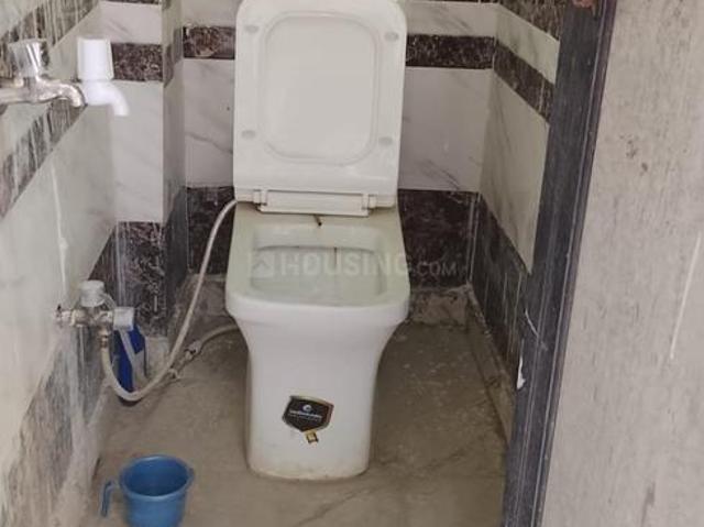 Flat for rent in Bhagat Colony A2 Block, Delhi