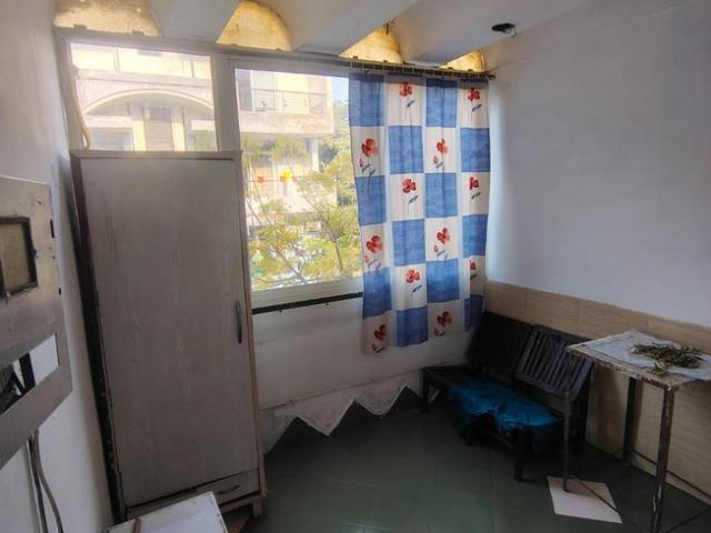Flat for rent in Deri