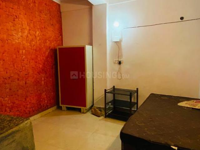 Flat for rent in Deri