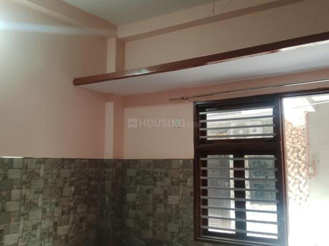Flat for rent in South West Delhi, Deri