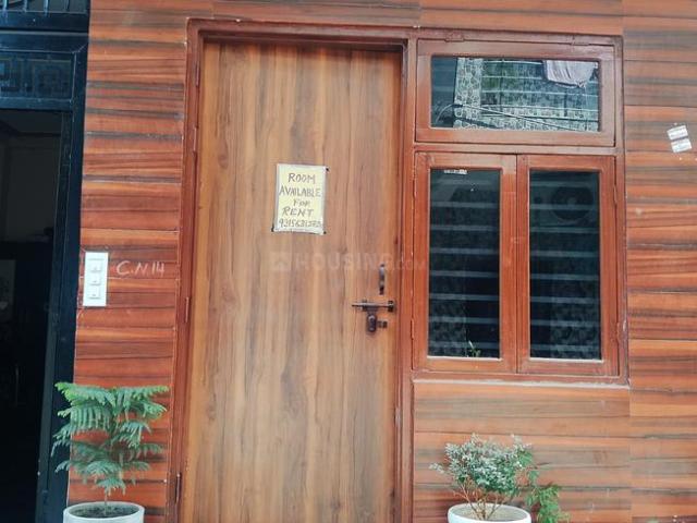 Flat for rent in Qutub Vihar, Delhi