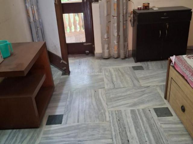 Flat for rent in South Delhi, Deri