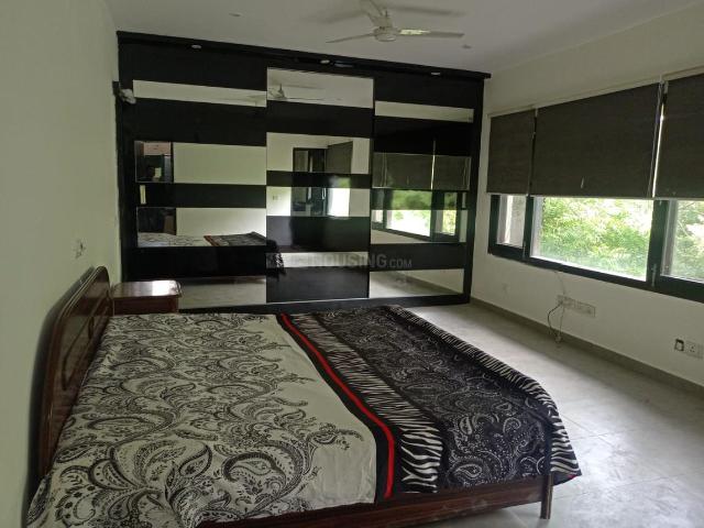 Flat for rent in South Delhi, Deri