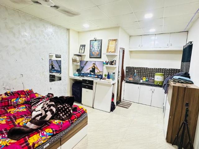 Flat for rent in Madya