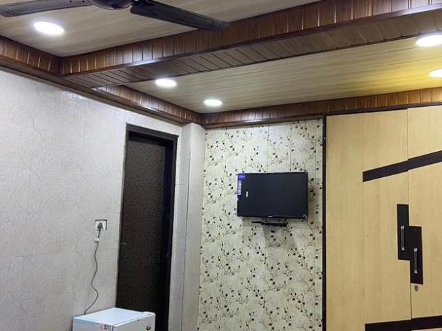 Flat for rent in West Delhi, Deri