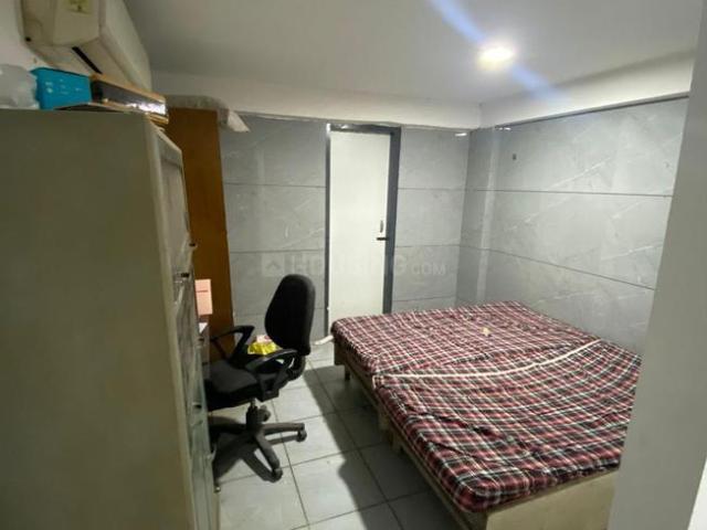 Flat for rent in Deri