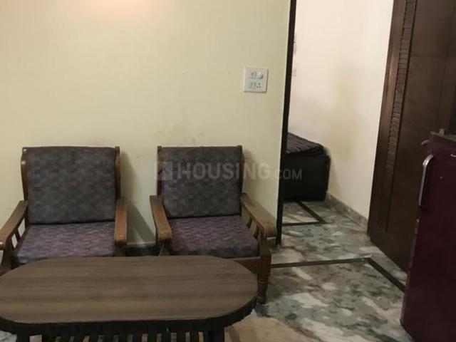 Flat for rent in Karol Bagh, Delhi