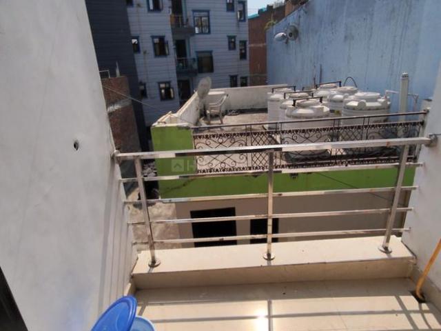 Flat for rent in Sainik Farms, Delhi