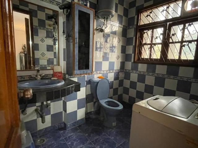 Flat for rent in Deri