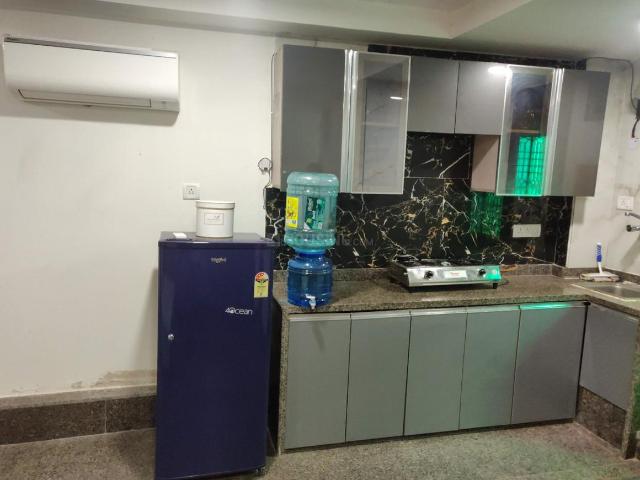 Flat for rent in Deri