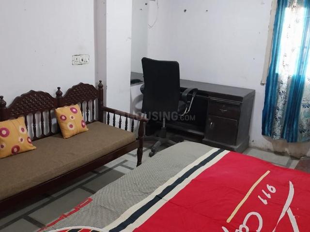 Flat for rent in Deri