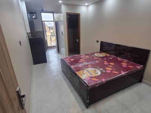 Flat for rent in Deri