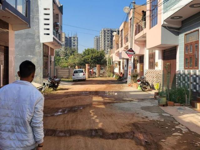 Flat for sale in Vasundhara - Delhi, Arunachal Pradesh