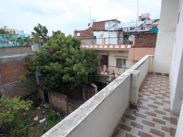 Flat for rent in Varanasi, Arunachal Pradesh