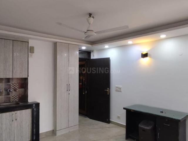 Flat for rent in South Delhi, Deri