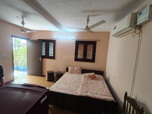 Flat for rent in South Delhi, Deri