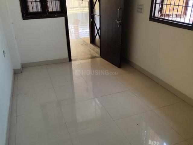 Flat for rent in East Delhi, Deri