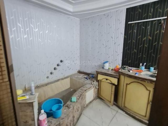 Flat for rent in North Delhi, Deri