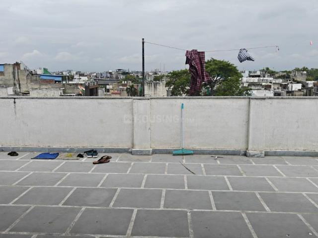 Flat for rent in North Delhi, Deri