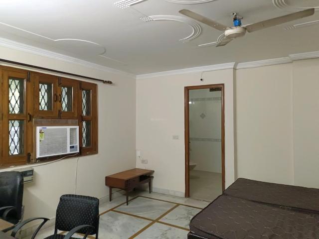 Flat for rent in North Delhi, Deri