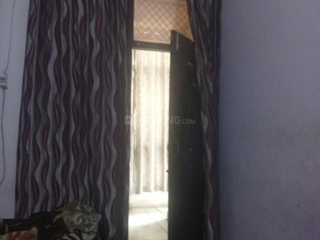 Flat for rent in North Delhi, Deri