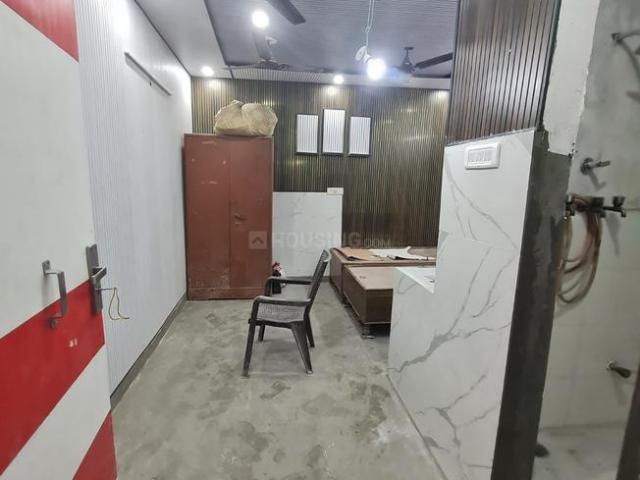 Flat for rent in Mukherjee Apartments, Delhi