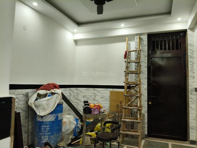 Flat for rent in West Delhi, Deri