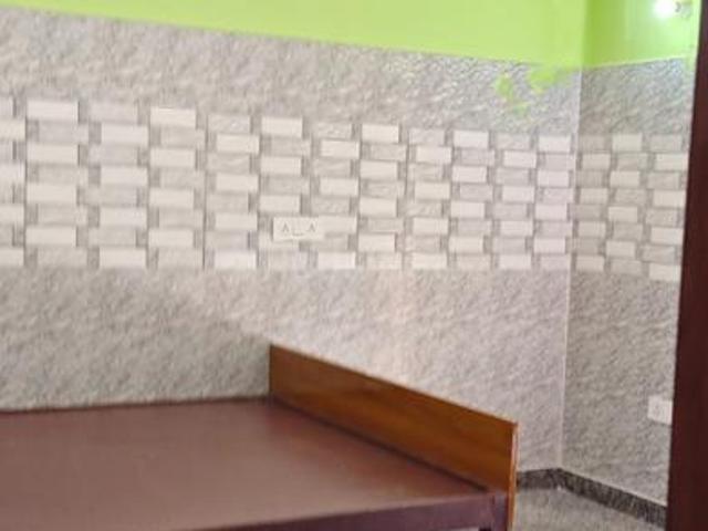 Flat for rent in East Delhi, Deri