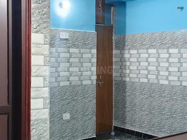 Flat for rent in East Delhi, Deri