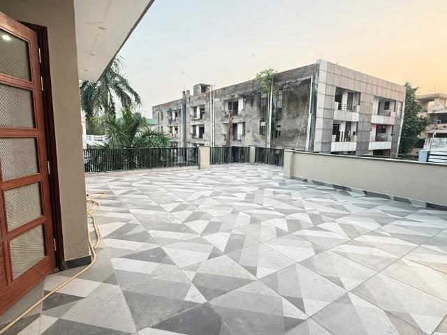 Flat for rent in Hariana