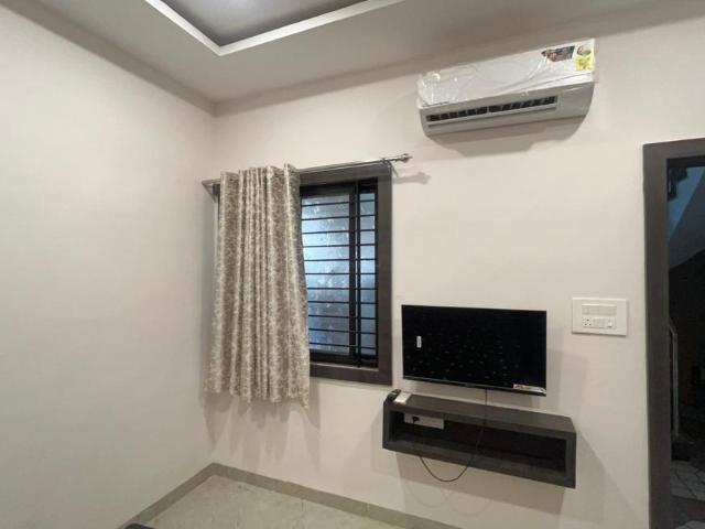 Flat for rent in Madya