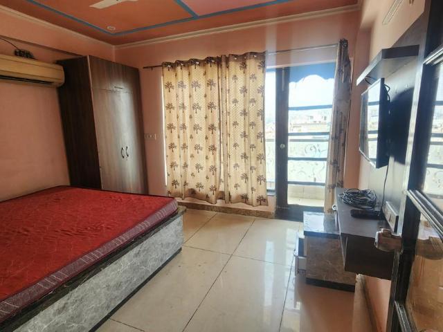 Flat for rent in Hariana