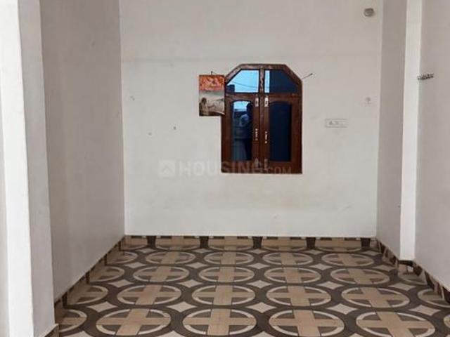 Flat for rent in Varanasi