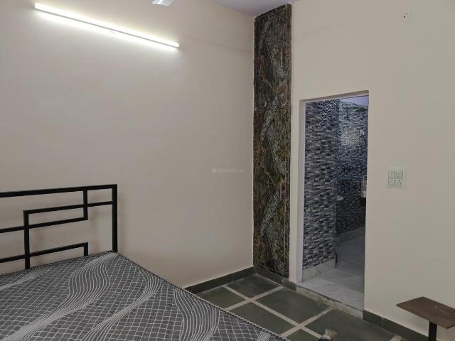 Flat for rent in West Delhi, Deri