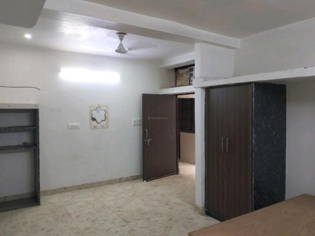 Flat for rent in Prem Nagar, Delhi