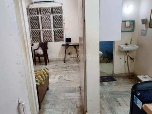 Flat for rent in Anand Parbat, Delhi